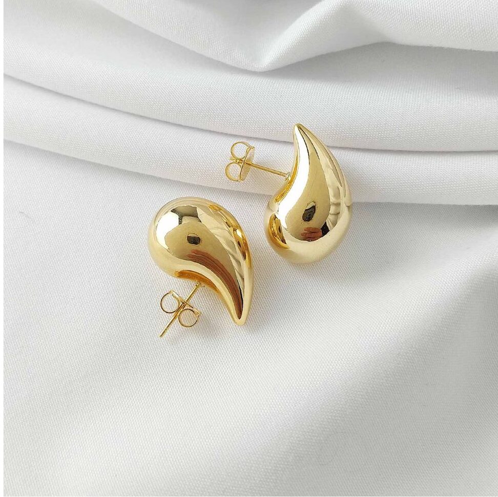 Brinco Gota Abaulada Banhada a Ouro 18k P