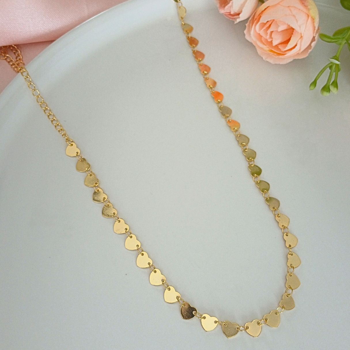 Colar Medalhas Coração banhado a ouro 18k