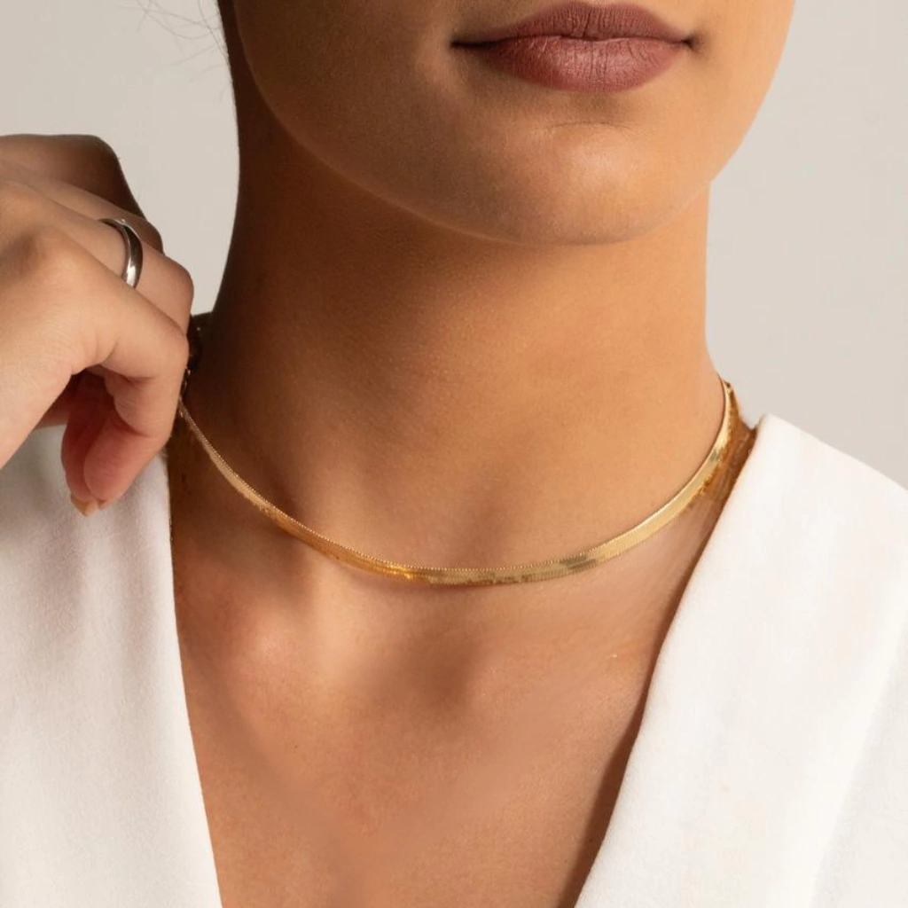 Colar Choker Fita Laminada banhado a ouro 18k - Imagem 3