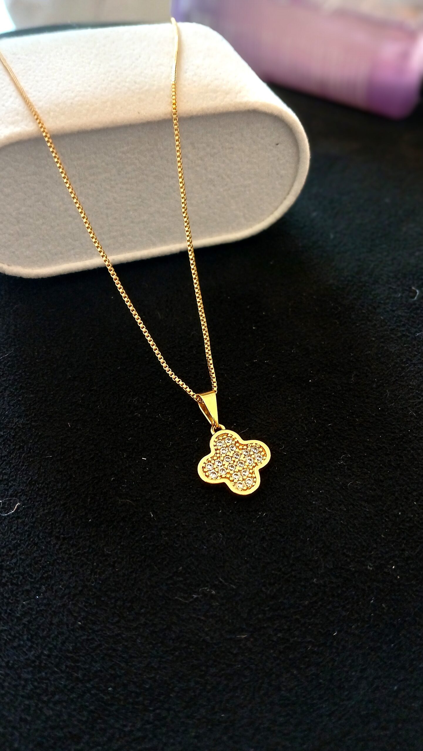 Colar Trevo Carvejado | Banhado a Ouro 18k