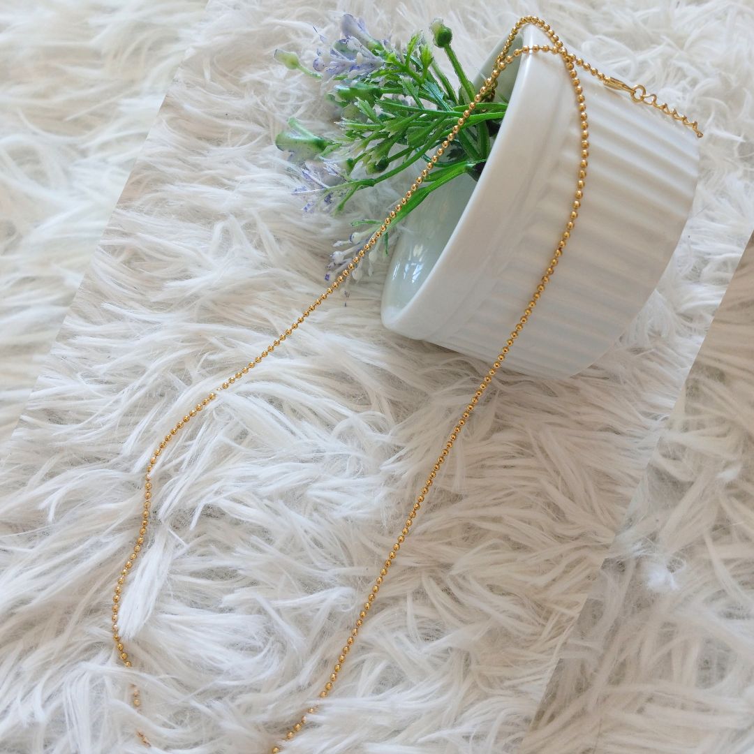 Colar de Bolinhas Claire Elise – Banhado a Ouro 18K - Imagem 3