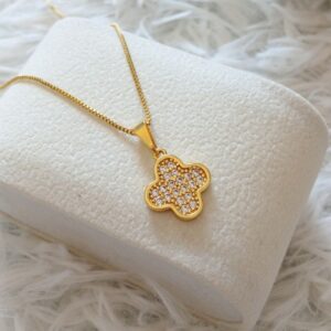 Colar Trevo Cravejado | Banhado a Ouro 18k